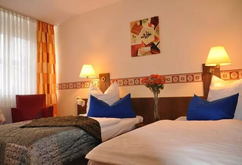 3-Bett-Standardzimmer, 4 Hufen