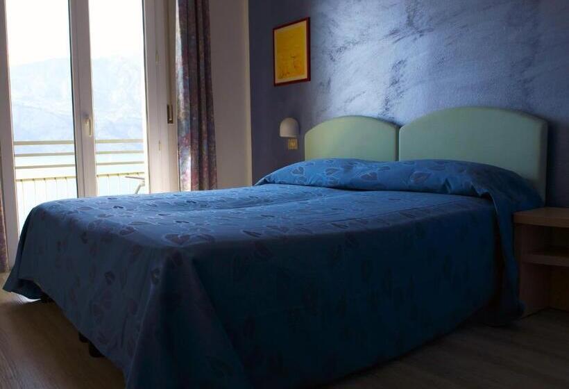 Номер Стандарт, Albergo Villa Edera