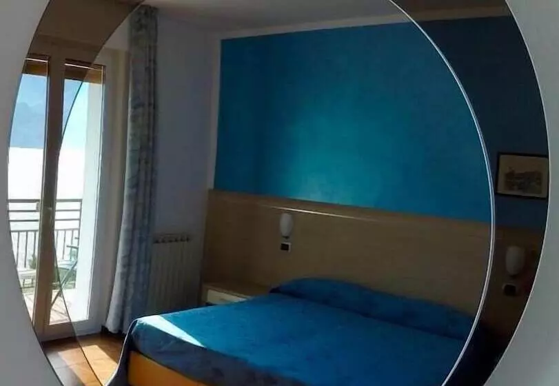 スタンダードトリプルルーム, Albergo Villa Edera