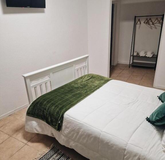 إستوديو قياسى, Hospedaria Pôr Do Sol