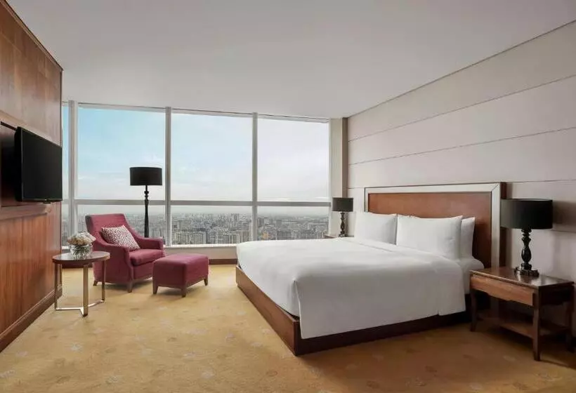 سوئیت جونیور با تخت بزرگ, Intercontinental Hanoi Landmark72, An Ihg