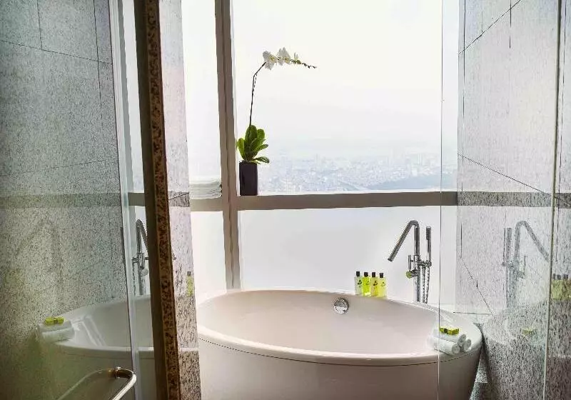 سوئیت جونیور با تخت بزرگ, Intercontinental Hanoi Landmark72, An Ihg