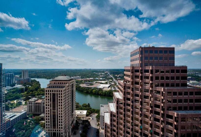 스탠다드 룸 킹사이즈 침대, Jw Marriott Austin