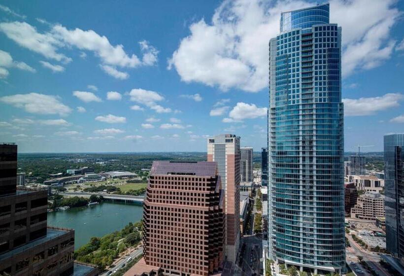 스탠다드 룸 킹사이즈 침대, Jw Marriott Austin
