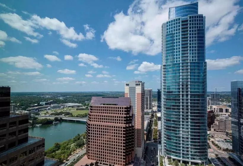 スタンダードシティビュールーム, Jw Marriott Austin