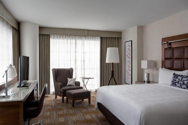 스탠다드 룸 킹사이즈 침대, Jw Marriott Austin