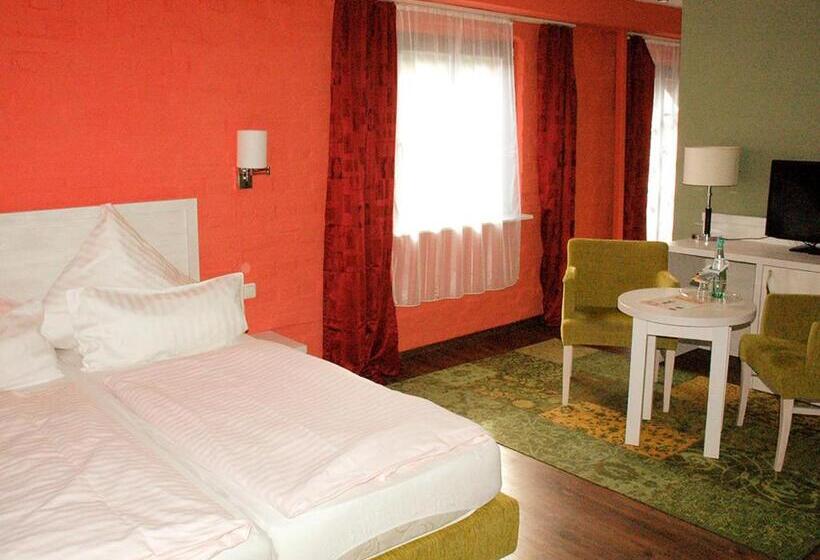 스탠다드 룸, Marchen