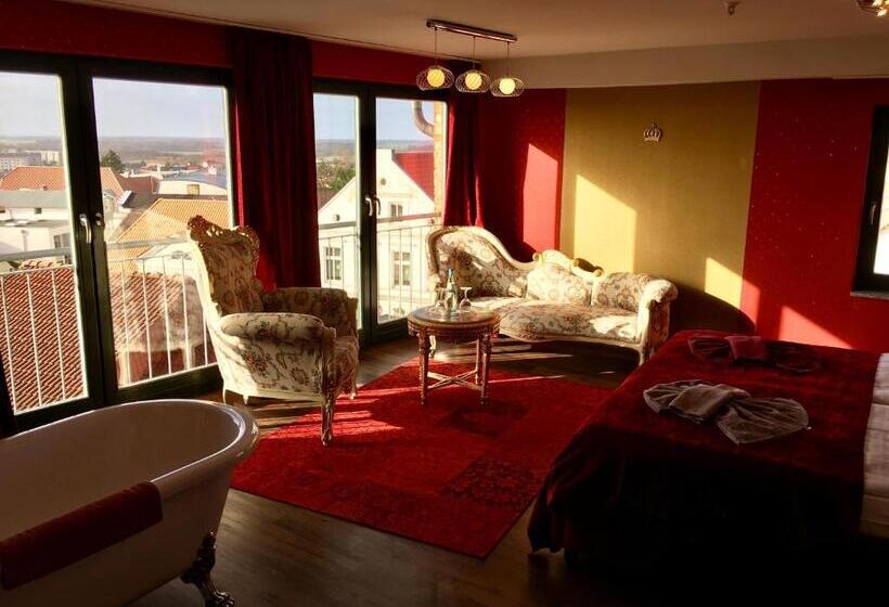 스탠다드 룸, Marchen