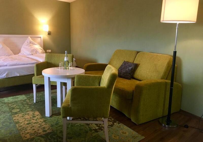 패밀리 룸, Marchen