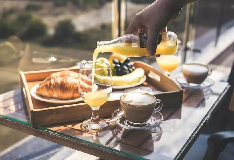 استودیو استاندارد با بالکن, Plaza Hotel Plovdiv
