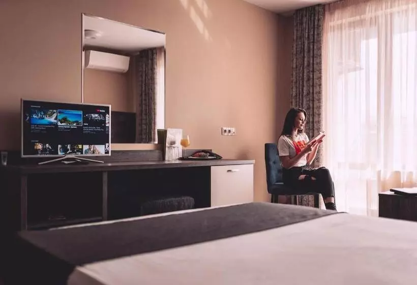 سوییت جونیور, Plaza Hotel Plovdiv