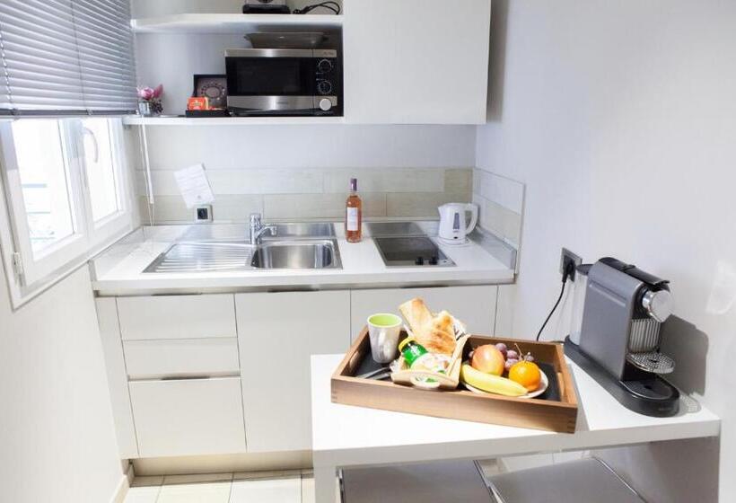 Студио Стандарт с Балконом, Résidence La Villa D'elsa