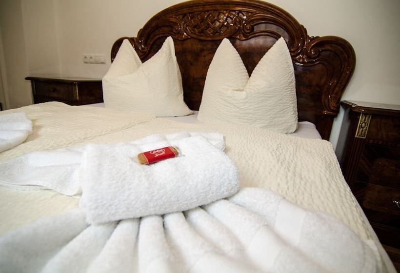 标准间, Schloss Grochwitz