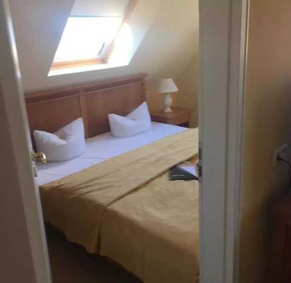 Suite with lake view, Strandhotel Deichgraf Graal Müritz