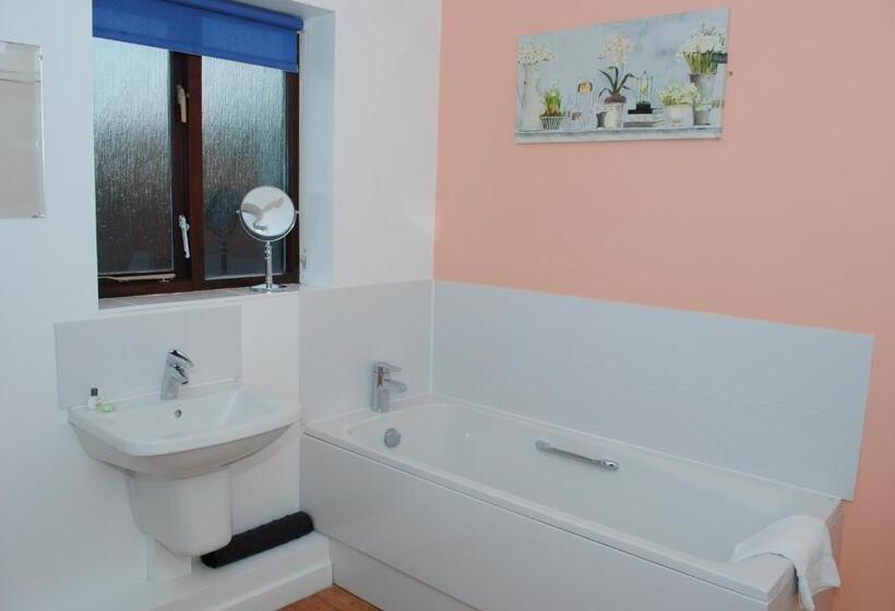 غرفة سوبيريور, Marsham Arms Inn