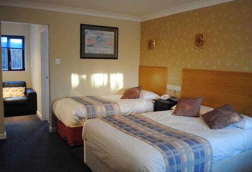 جناح عائلي, Marsham Arms Inn