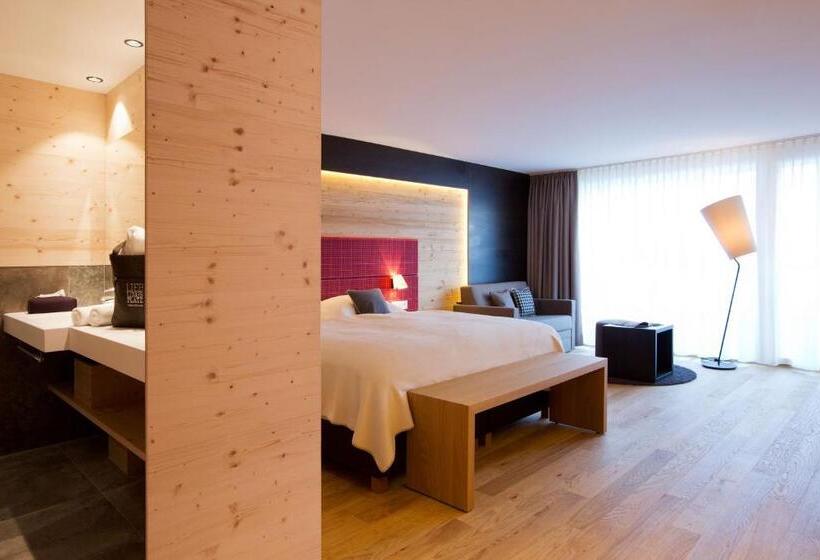 발코니 디럭스 룸, Walserstube