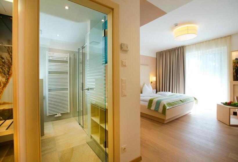 Номер Deluxe, Wende