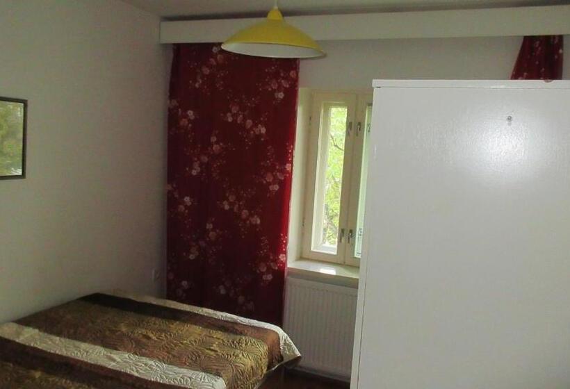 Habitación Estàndard Individual, Nepi Hotell