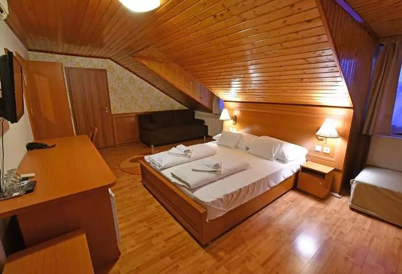 4 Bett Standardzimmer, Szinbád