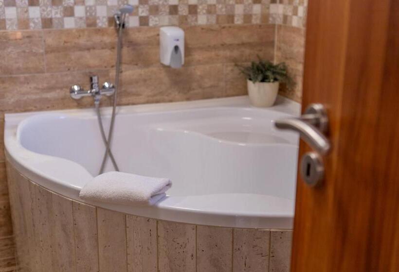 Fyrbädds Standardrum, Szinbád