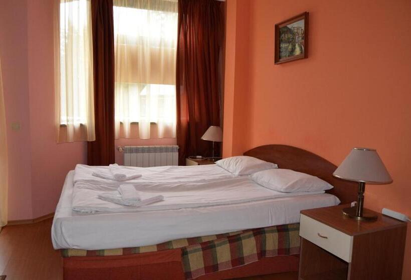 חדר סטודיו סטנדרד, Persey Flora Apartments