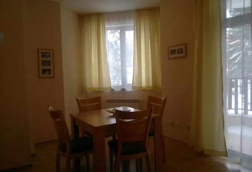 １ベッドルームアパートメント, Persey Flora Apartments