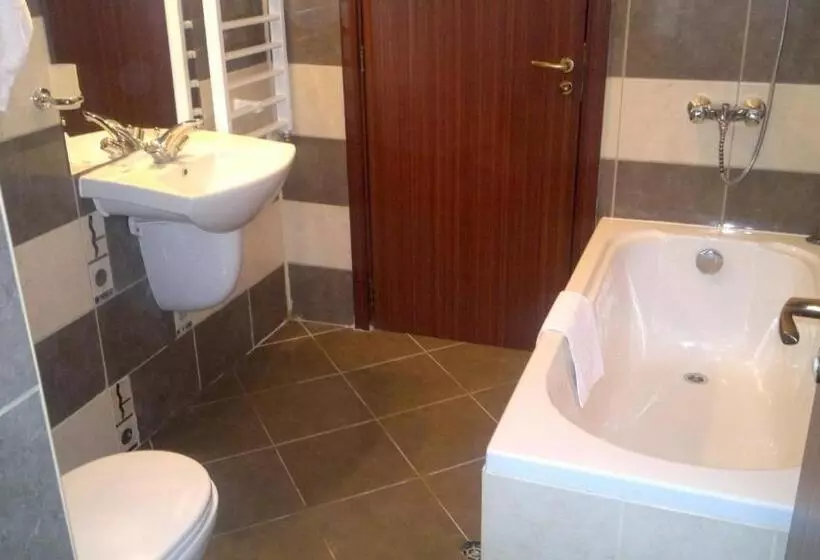 １ベッドルームアパートメント, Persey Flora Apartments
