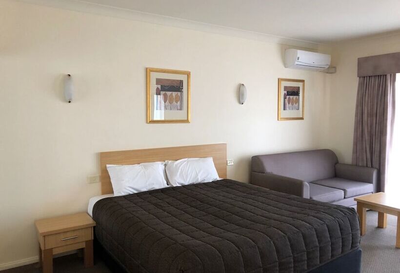 استودیو اجرایی, Turners Vineyard Motel