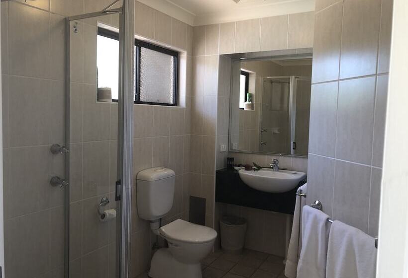 استودیو اجرایی, Turners Vineyard Motel