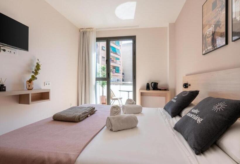 اتاق استاندارد با بالکن, Limehome Barcelona Carrer De Besalú 82