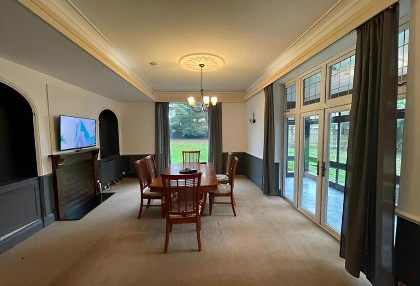 스탠다드 룸, Canford House On Westbury On Trym