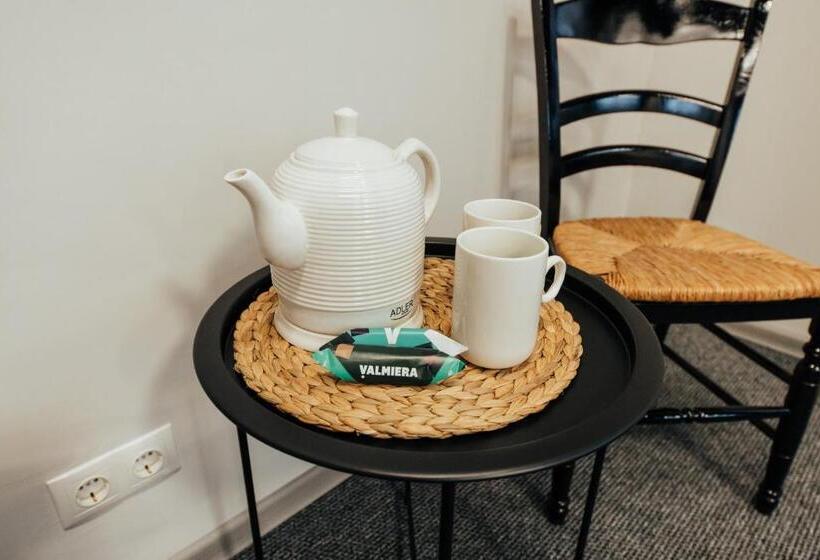 اتاق استاندارد چهار تخته, Lodes Ielas Naktsmājas