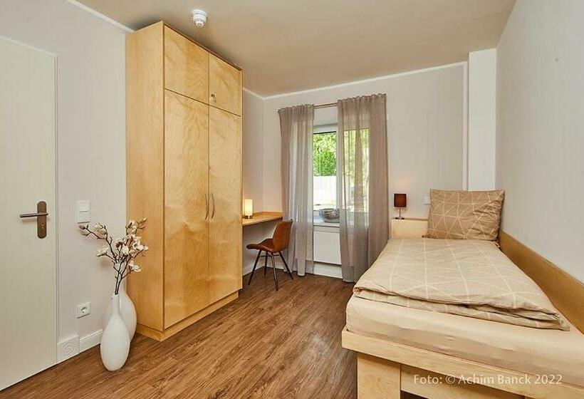 스탠다드 싱글 룸, Aanders