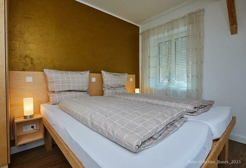 스탠다드 룸, Aanders