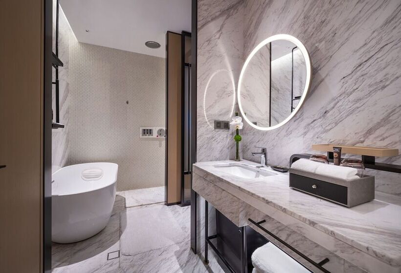 수피리어 스위트, Novotel Shanghai Caohejing