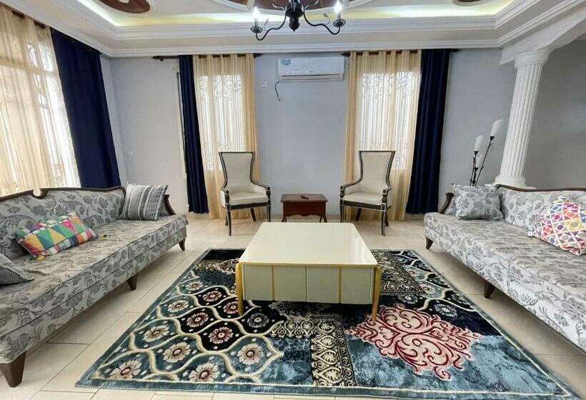 سوییت سوپریور, Résidence Khety