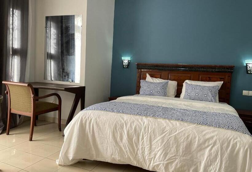 استودیوی سوپریور, Résidence Khety