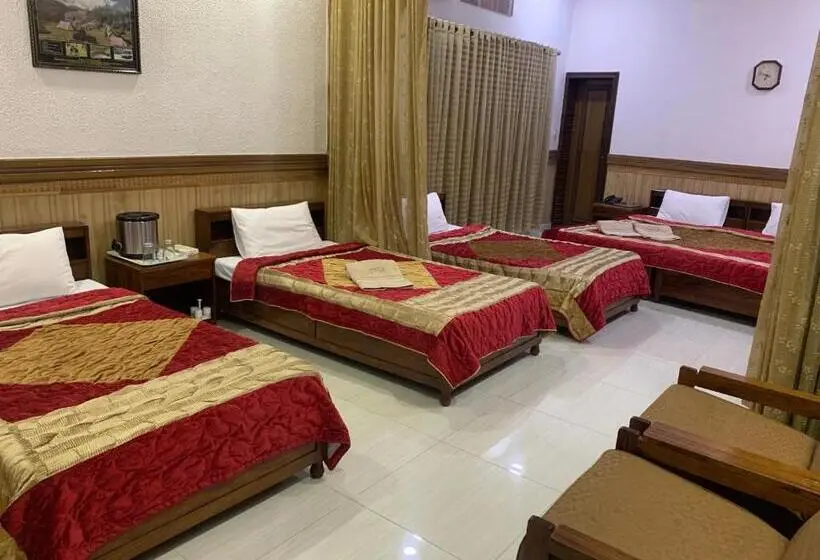 اتاق لوکس خانوادگی, Park Hotel Gilgit