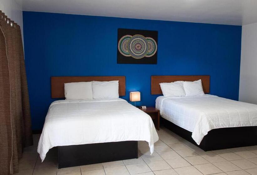 اتاق استاندارد چهار تخته, American Inn