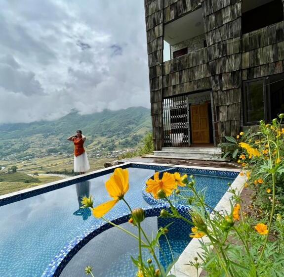 اتاق لوکس, Arista Homestay