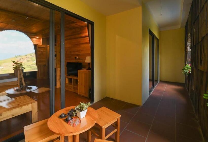 اتاق لوکس خانوادگی, Arista Homestay