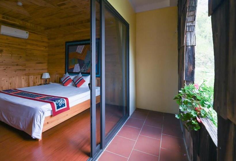 اتاق لوکس خانوادگی, Arista Homestay