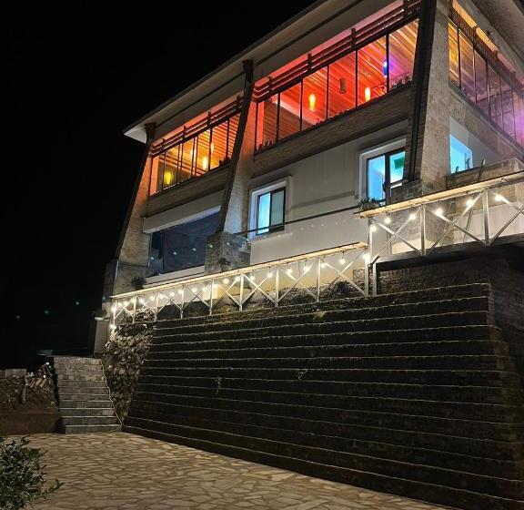 اتاق استاندارد با تخت بزرگ, Arista Homestay