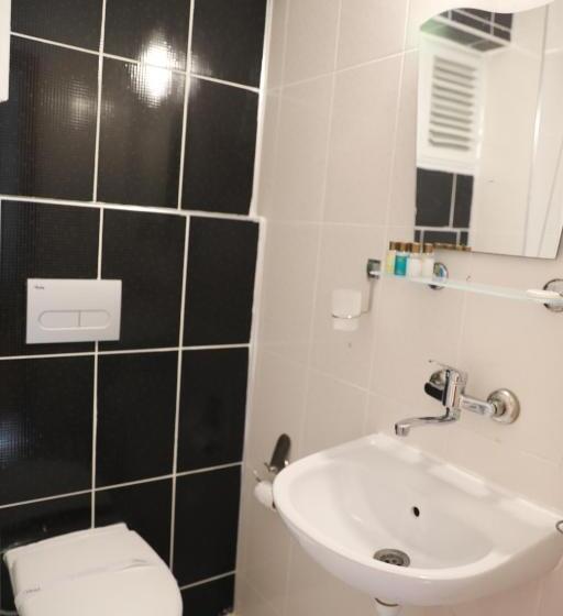 Номер Economy, İmaj Beach