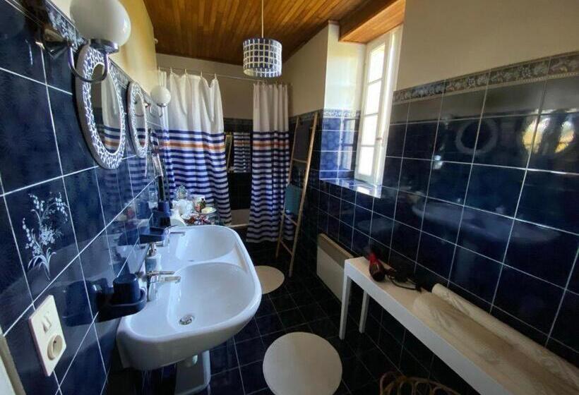 디럭스 룸, Domaine Des Pruniers