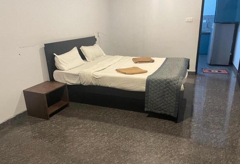 발코니 디럭스 룸, Calangute Beach Corner