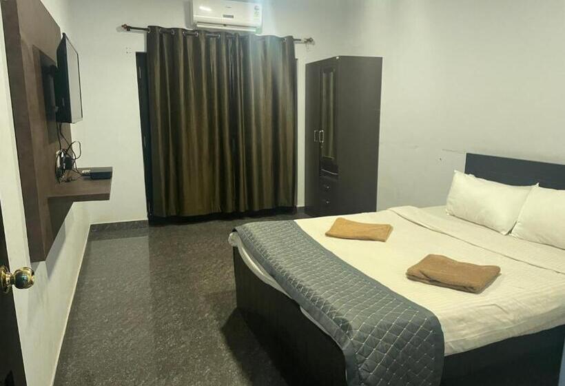 발코니 디럭스 룸, Calangute Beach Corner