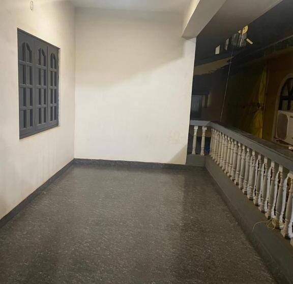 패밀리 룸, Calangute Beach Corner