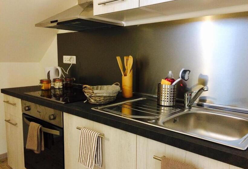 スタンダードルーム, Le Manoir Des Doyens Loft   Sleeps 8   Breakfast Included!